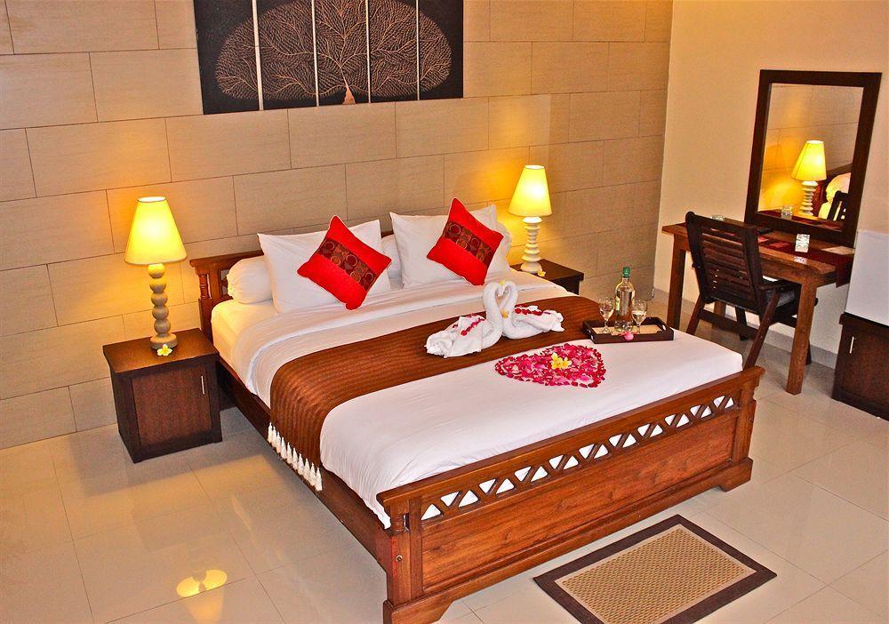 The Vie Villa Legian Exterior photo