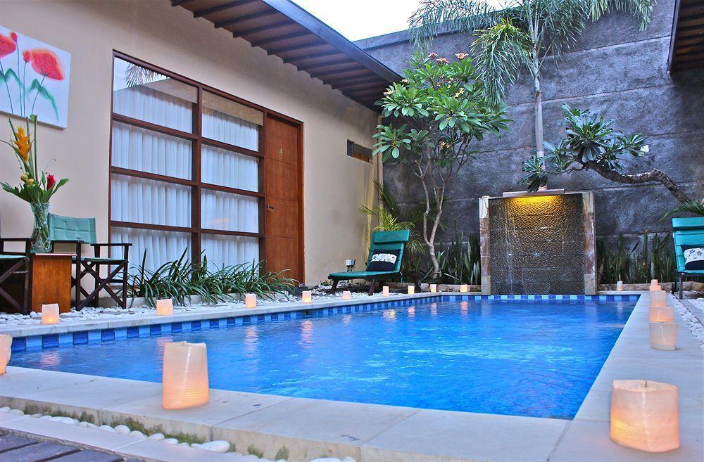 The Vie Villa Legian Exterior photo