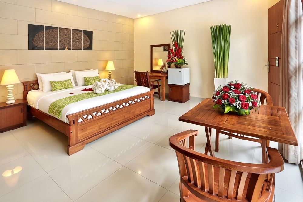 The Vie Villa Legian Exterior photo